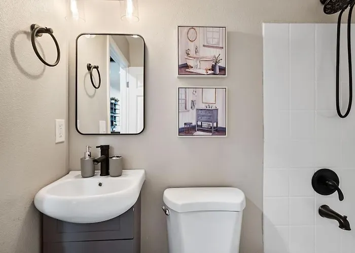 12 Minutes From Downtown - 1 Bedroom Apartment Phoenix